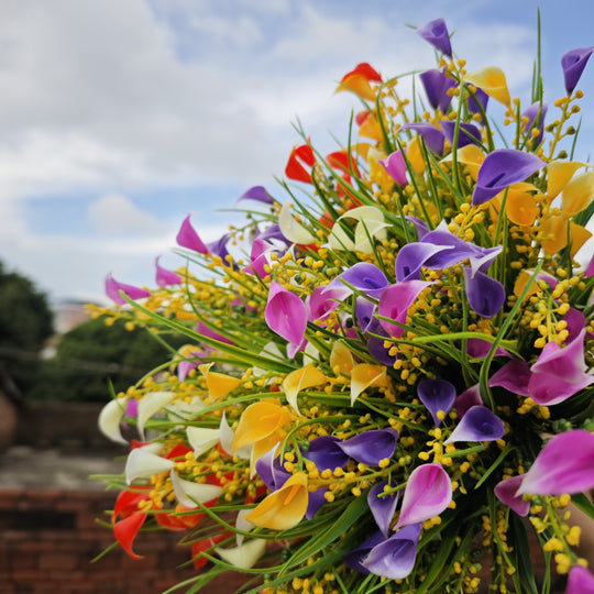 5 Bundles of UV-Resistant Artificial Flowers
