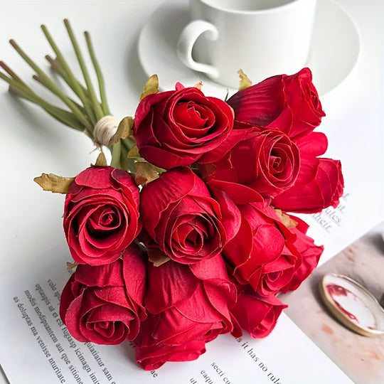 Set of 6 White Fabric Artificial Flowers